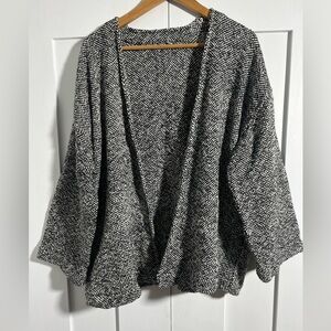 Eileen Fisher Handwoven Peruvian Organic Cotton Kimono Black White Cardigan L